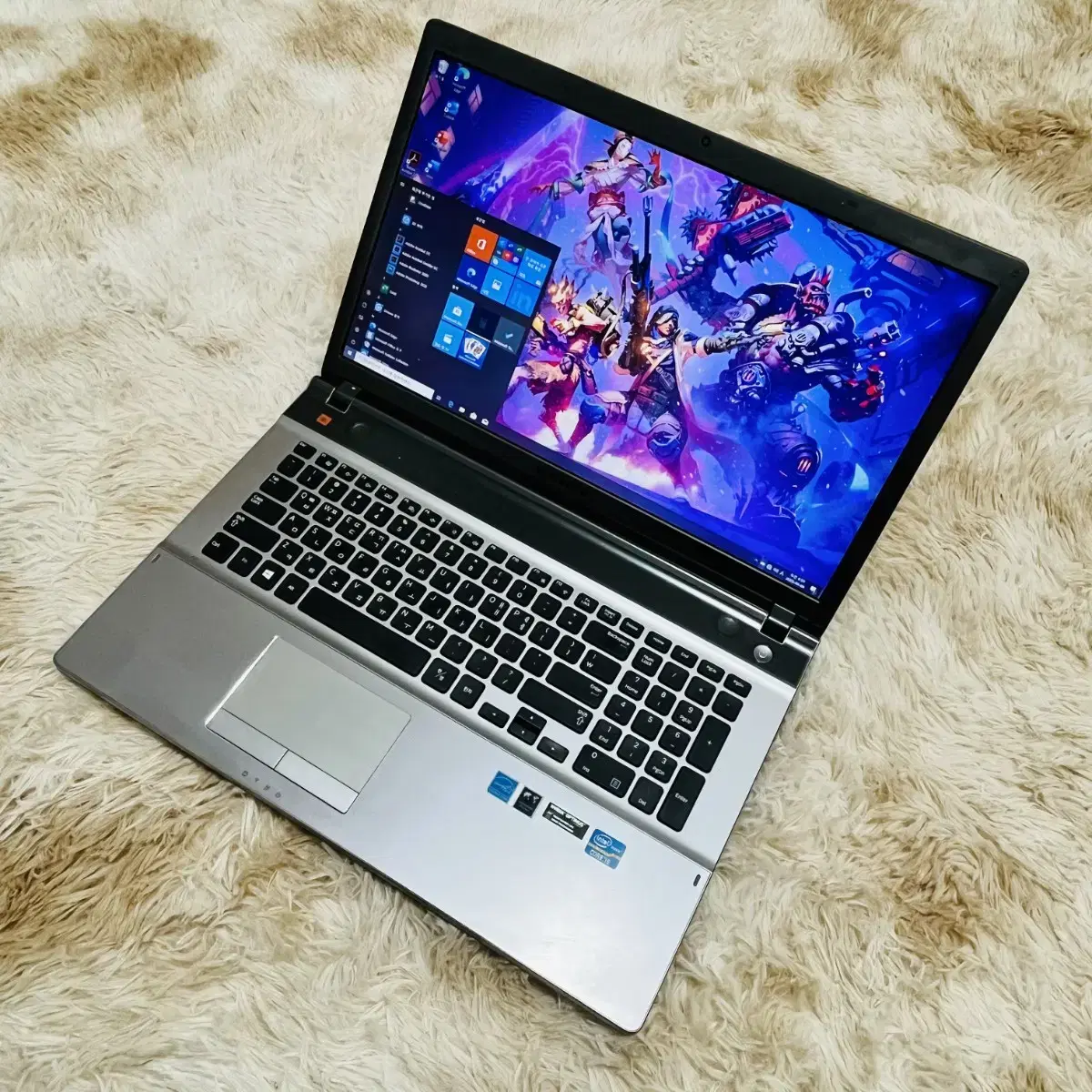 17인치 ssd256 ram12 i5 삼성 게이밍 노트북